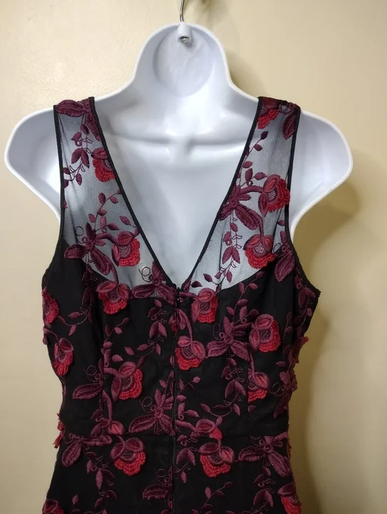 White House Black Market Sleeveless Black Dress With Burgundy Floral Embroidery - Picture 6 of 11
